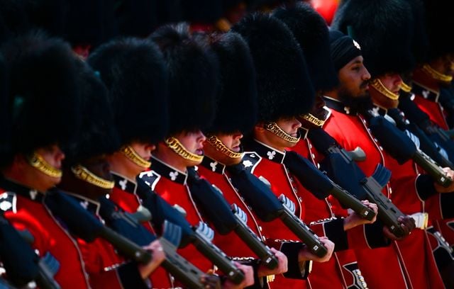 Royaume-Uni : Charles III, Kate, Georges et autres au défilé « Trooping the Colour » à Londres