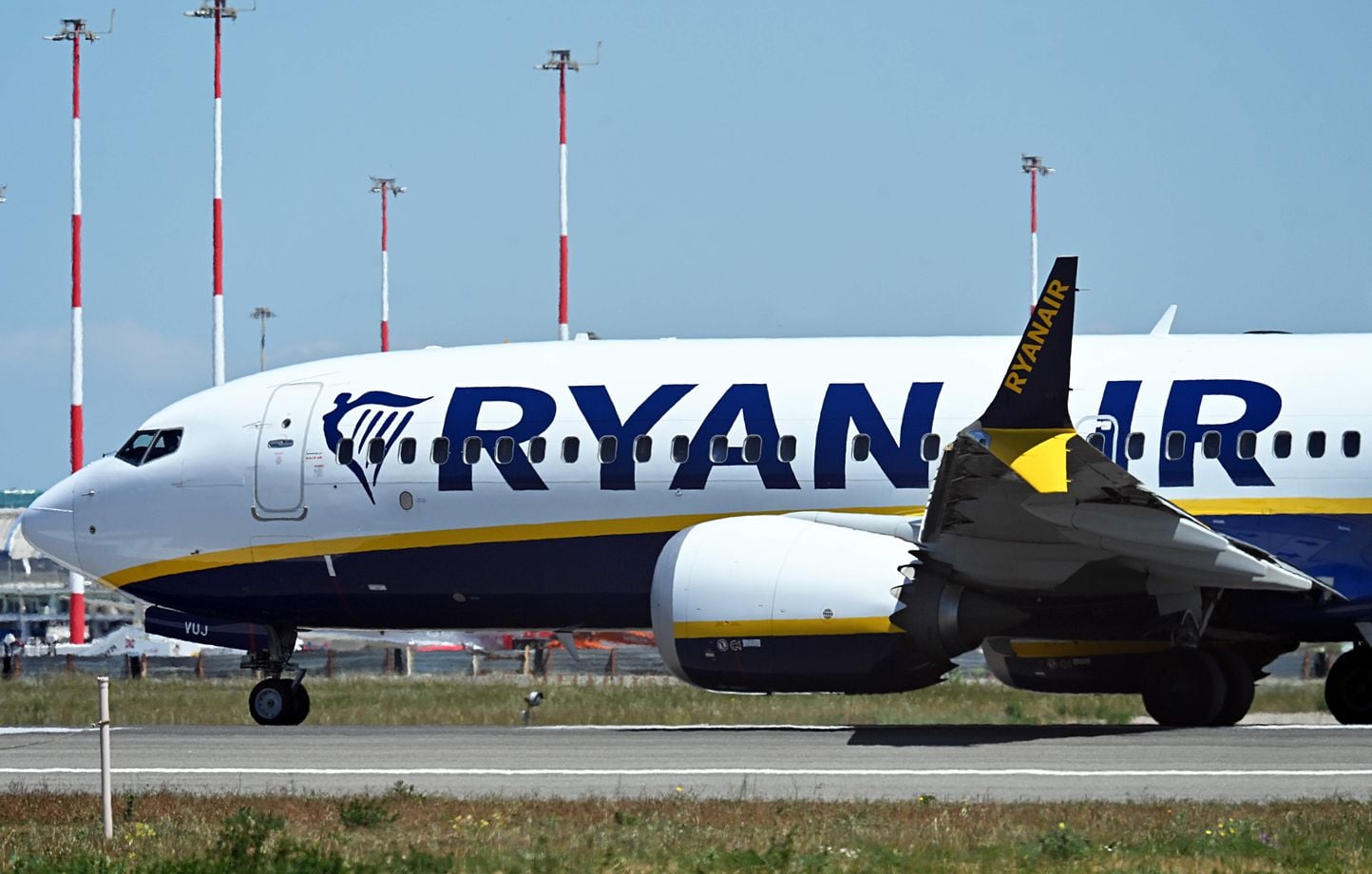 Royaume-Uni : enquête sur Ryanair pour faire payer les parents auprès de leurs enfants