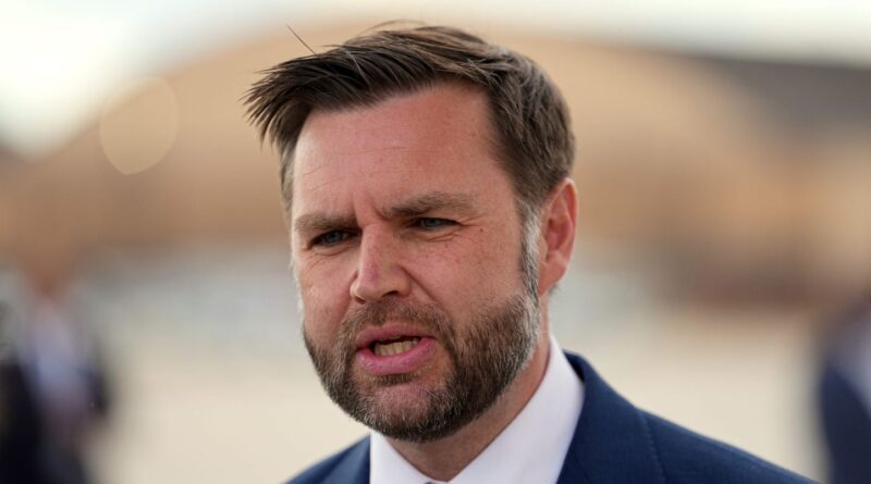 Royaume-Uni : J.D. Vance accusé d'ingérence dans le meurtre d'un étudiant blanc