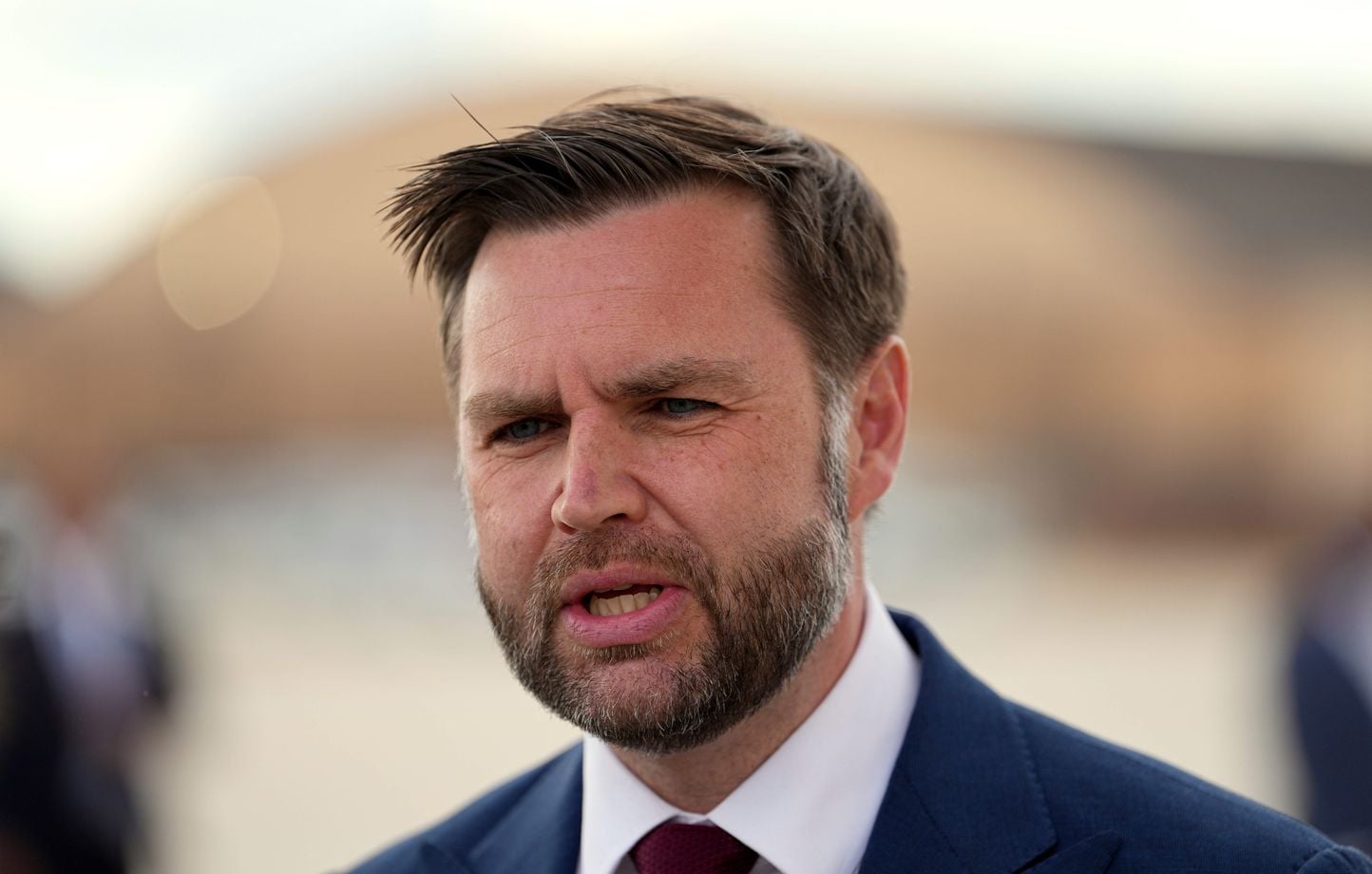Royaume-Uni : J.D. Vance accusé d'ingérence dans le meurtre d'un étudiant blanc