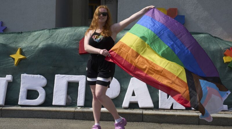 Russie : Trois responsables de bar condamnés pour activités LGBT