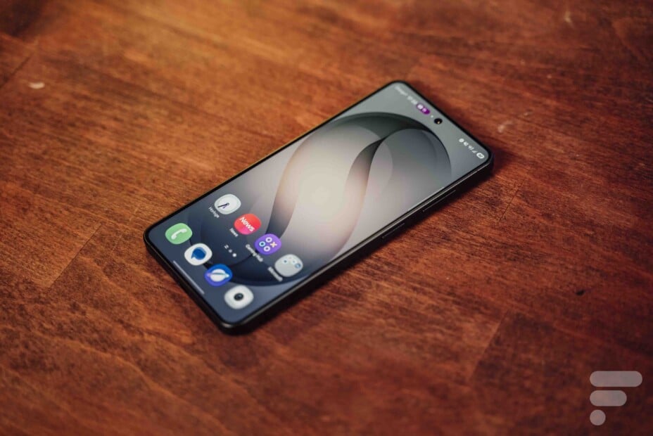 Samsung baisse le prix de son Galaxy S26 : -400 € sur un modèle prisé.