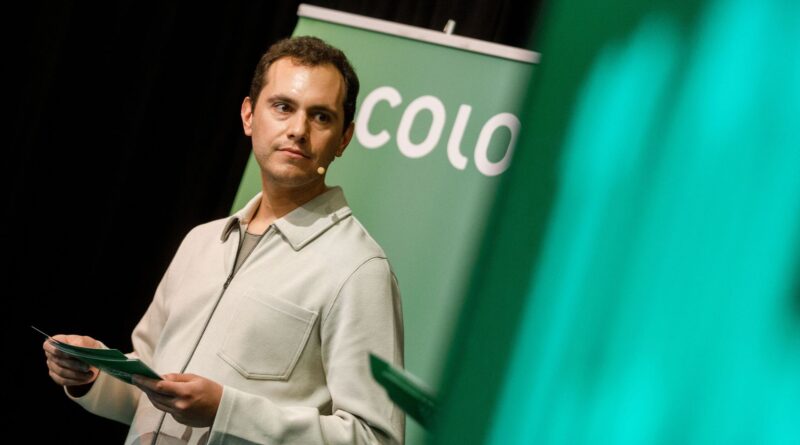 Samuel Cogolati ne fait plus de politique et dirige Caritas Belgique.