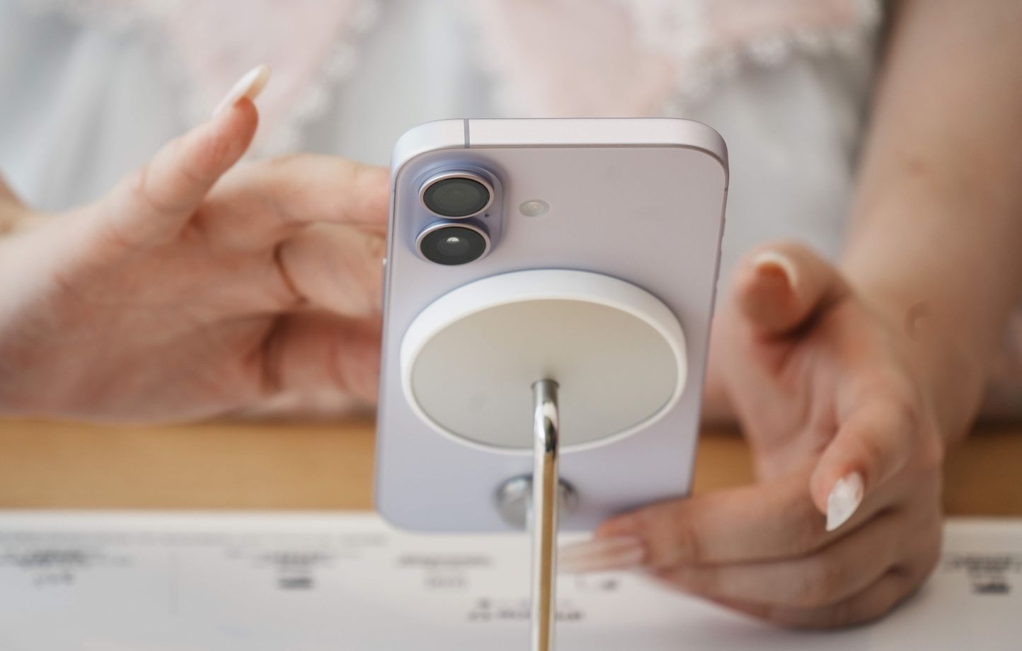Smartphones : Le prix moyen de revente atteint 0 euro.