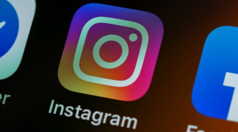 Sur Instagram, chaque image de carrousel peut désormais raconter son histoire.