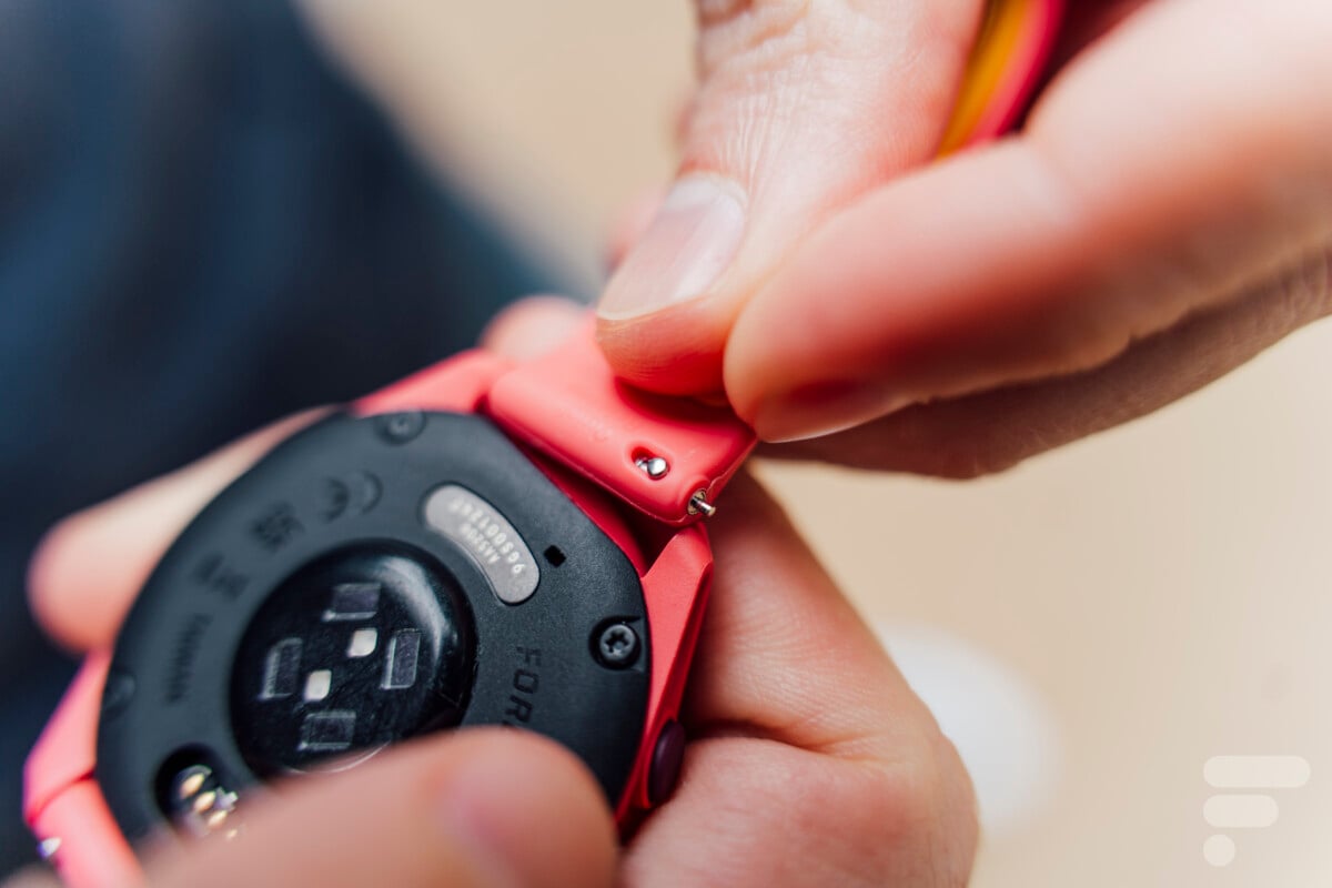 Le bracelet de la Garmin Forerunner 170