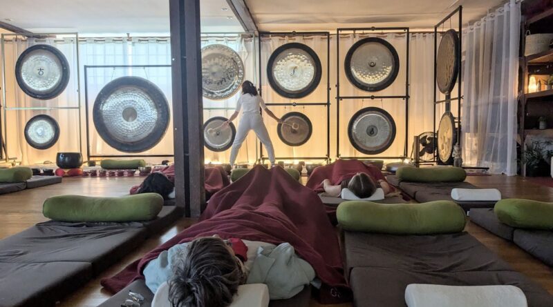 Test du gong bath : une méthode de relaxation sonore apaisante