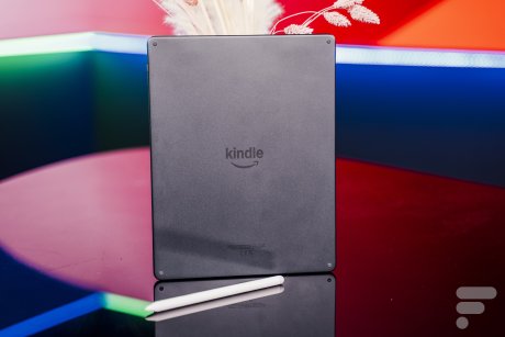 Kindle Scribe Colorsoft // Source : Chloé Pertuis - Frandroid
