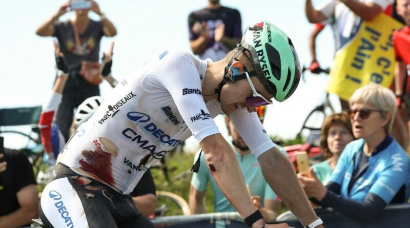 Tour Auvergne-Rhône-Alpes : Paul Seixas ne renonce pas après sa chute