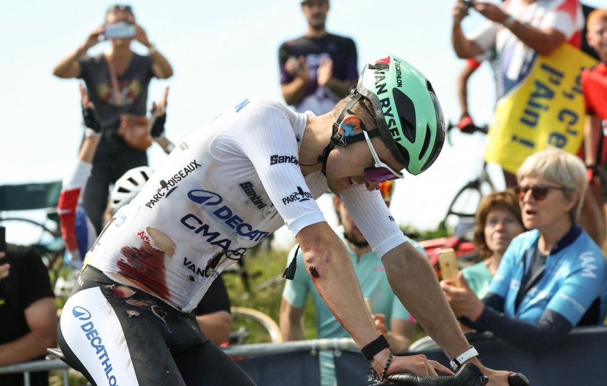 Tour Auvergne-Rhône-Alpes : Paul Seixas ne renonce pas après sa chute