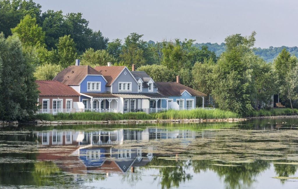 Tourisme : un fonds des Émirats Arabes Unis pourrait racheter Pierre et Vacances-Center Parcs.