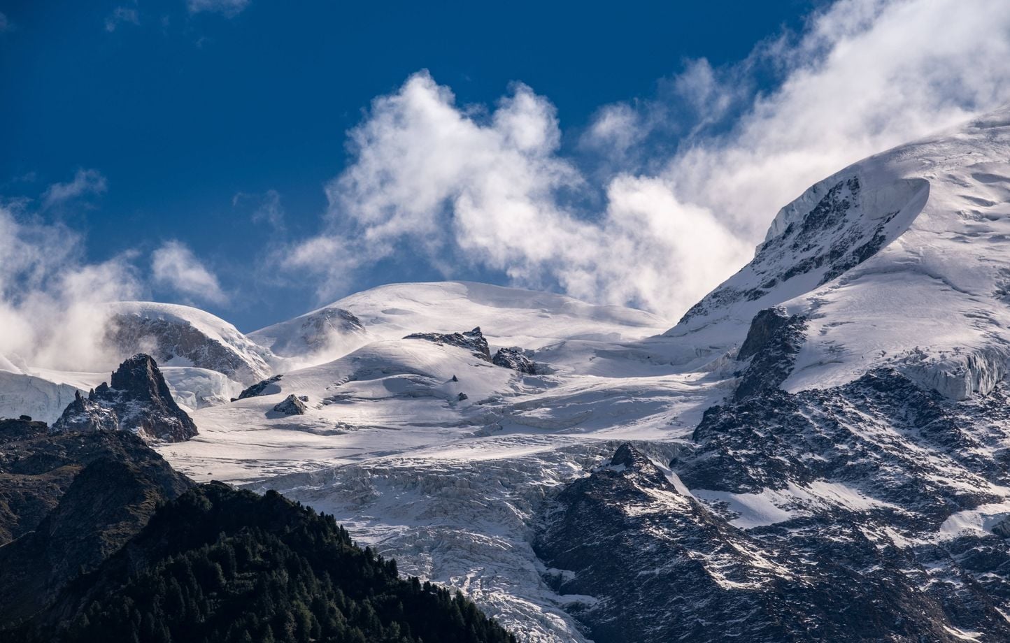 Trois morts lors d’un samedi tragique au Mont-Blanc