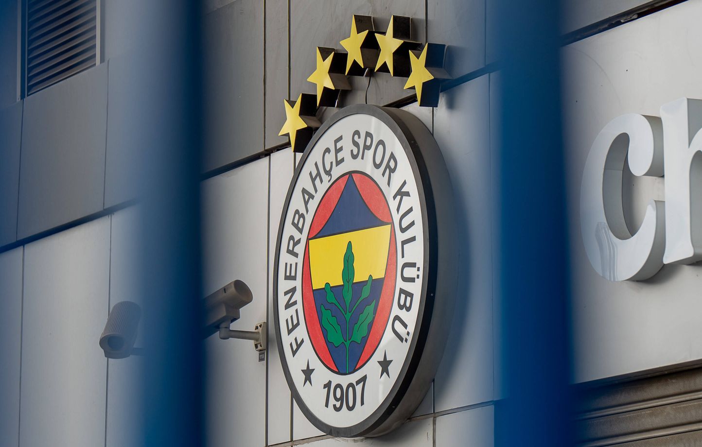 Turquie : Président de Fenerbahçe incarcéré pour « incitation aux paris illégaux »