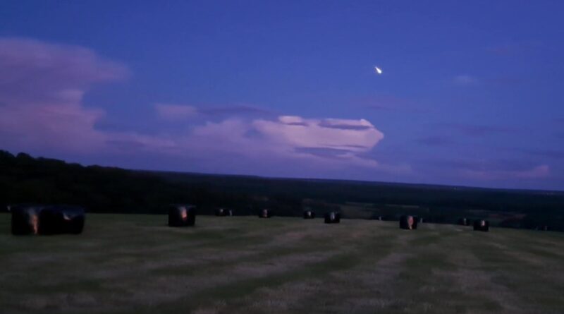 Un bolide ne traverse pas le ciel belge, mais fait sensation sur RTBF.