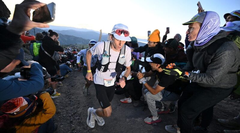Vincent Bouillard remporte la Western States 100, l'ultra-trail le plus dur.