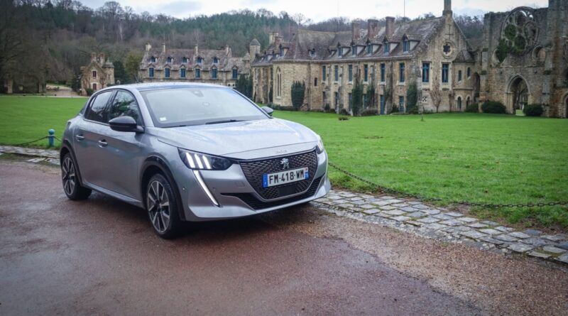 Voiture électrique d'occasion : le kilométrage n'influence plus le prix