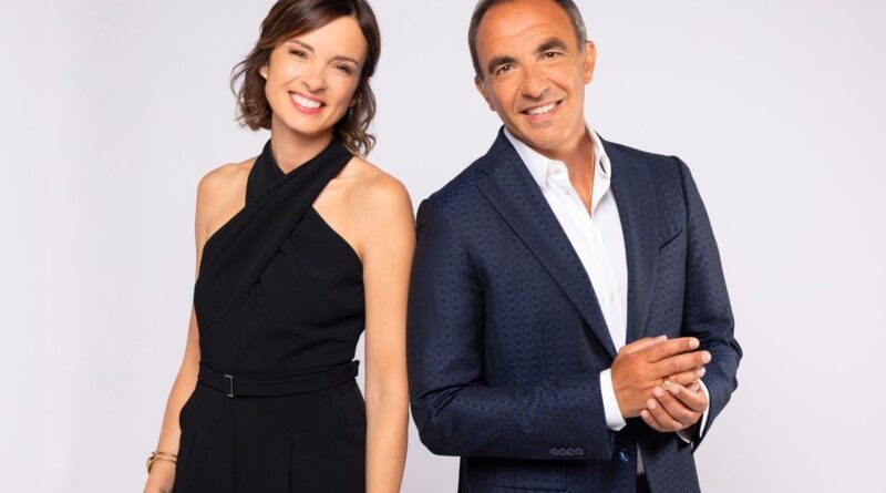 « 50’Inside » sur TF1 : Isabelle Ithurburu souligne 20 ans d’adaptation de l’émission.