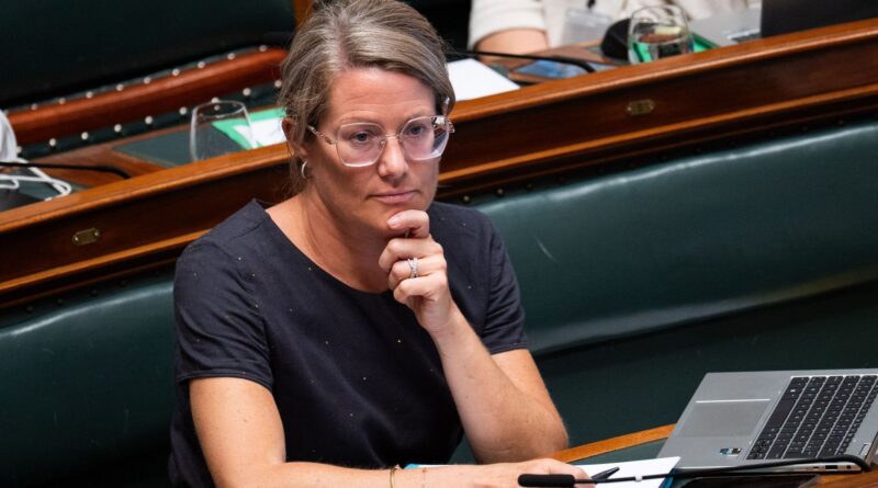 Accueil des demandeurs d’asile à Bruxelles : Van Bossuyt veut en parler au gouvernement régional.
