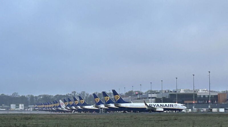 Aéroport de Charleroi : les contrôleurs aériens abandonnent leur préavis de grève