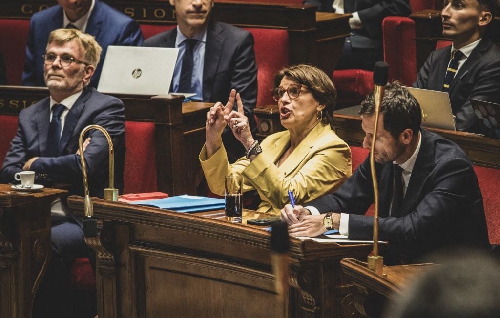 Agriculture : L'Assemblée adopte la réintroduction de deux pesticides après une séance ubuesque