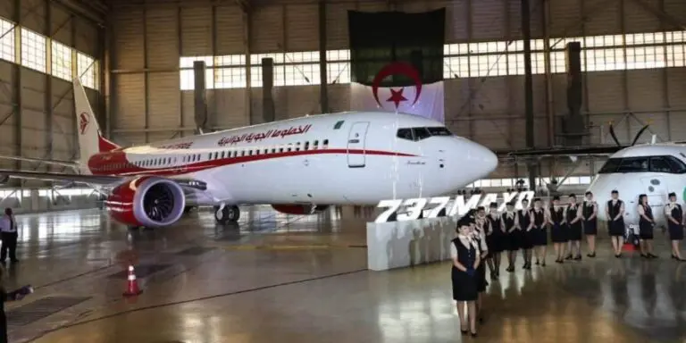 Air Algérie reçoit son premier Boeing 737 MAX 8 : des changements pour les voyageurs.