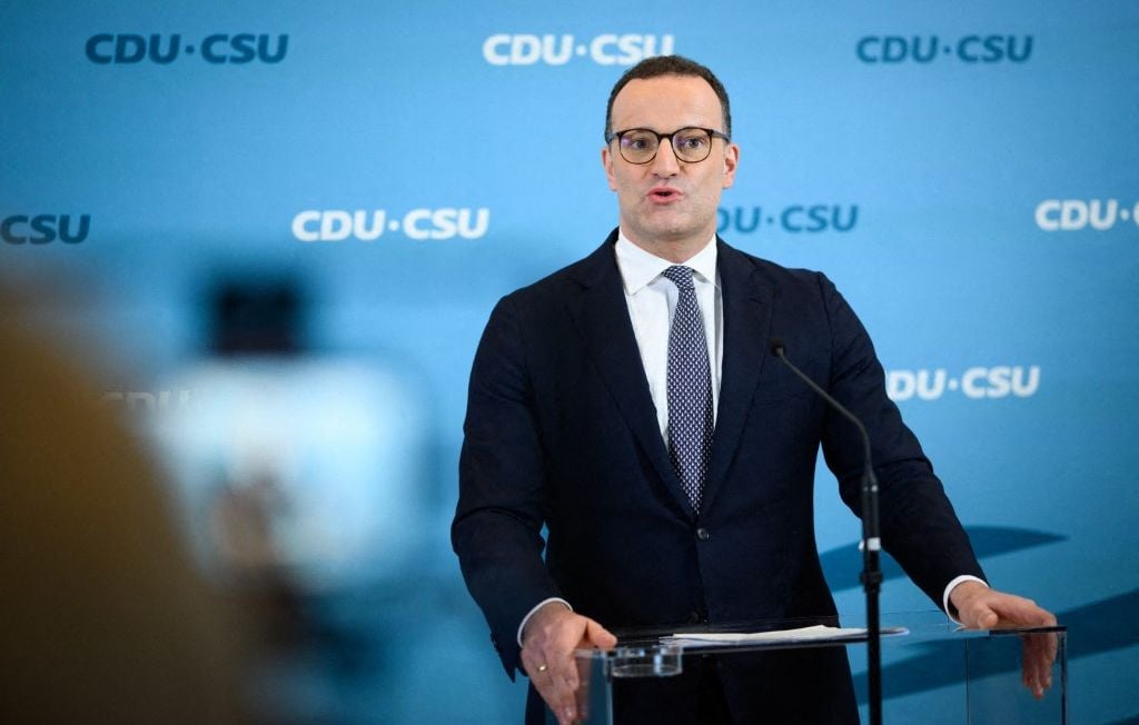 Allemagne : Démission du chef des députés conservateurs après GPA aux États-Unis