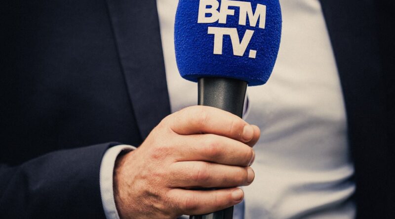 BFMTV porte plainte après la diffusion d'une vidéo raciste avec son micro