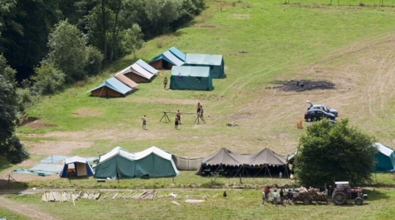 Bièvre : un camp scout exclu après un feu d’artifice