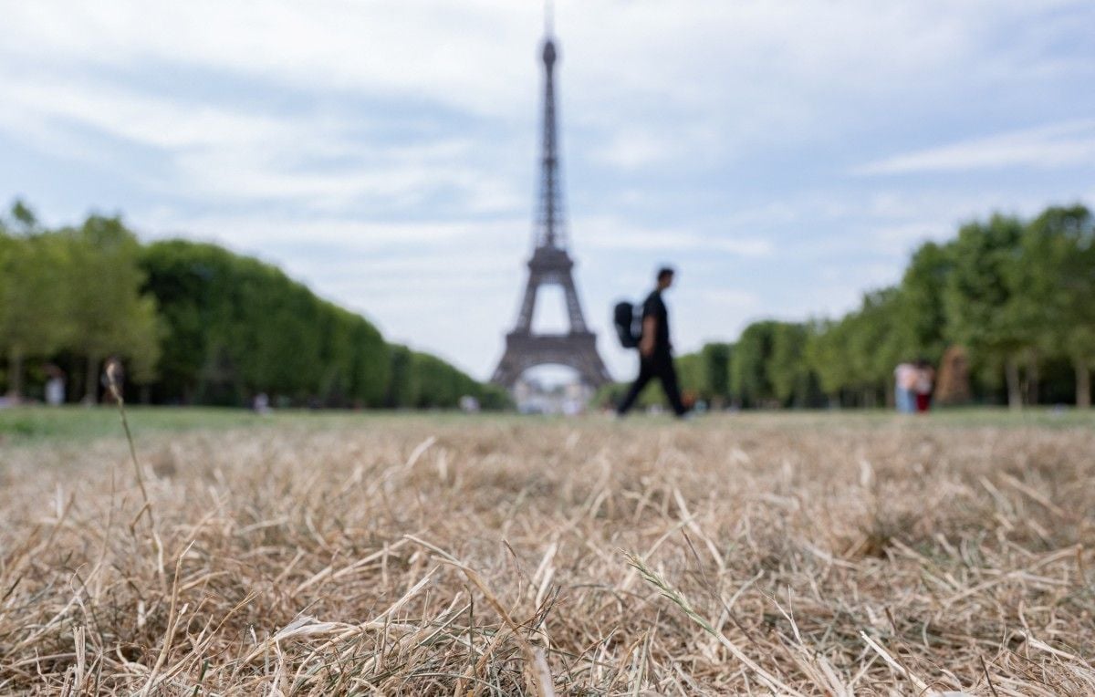 Canicule : 23 départements en vigilance orange jeudi face à la chaleur