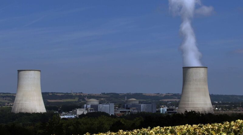 Canicule : Trois réacteurs nucléaires à l'arrêt en France.
