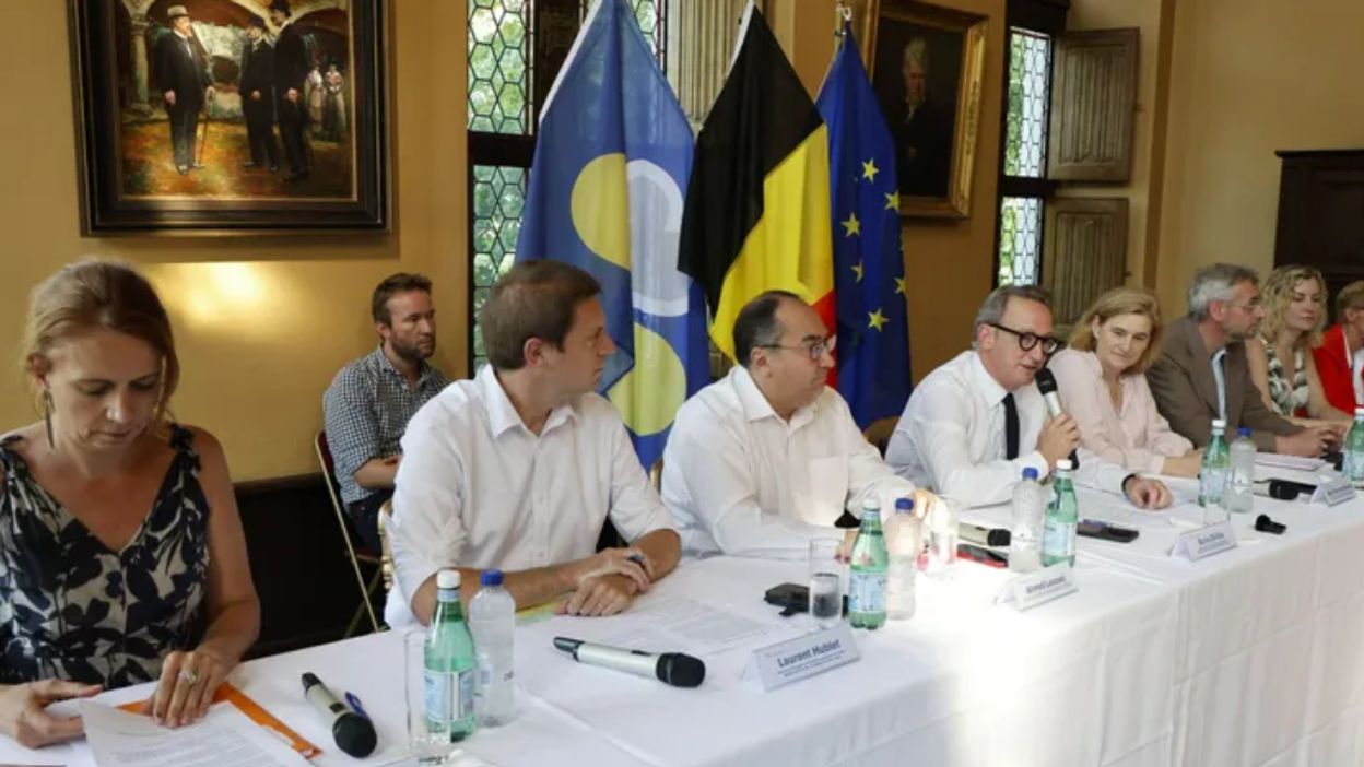 Cinq mois après, le gouvernement bruxellois ne change pas de cap.