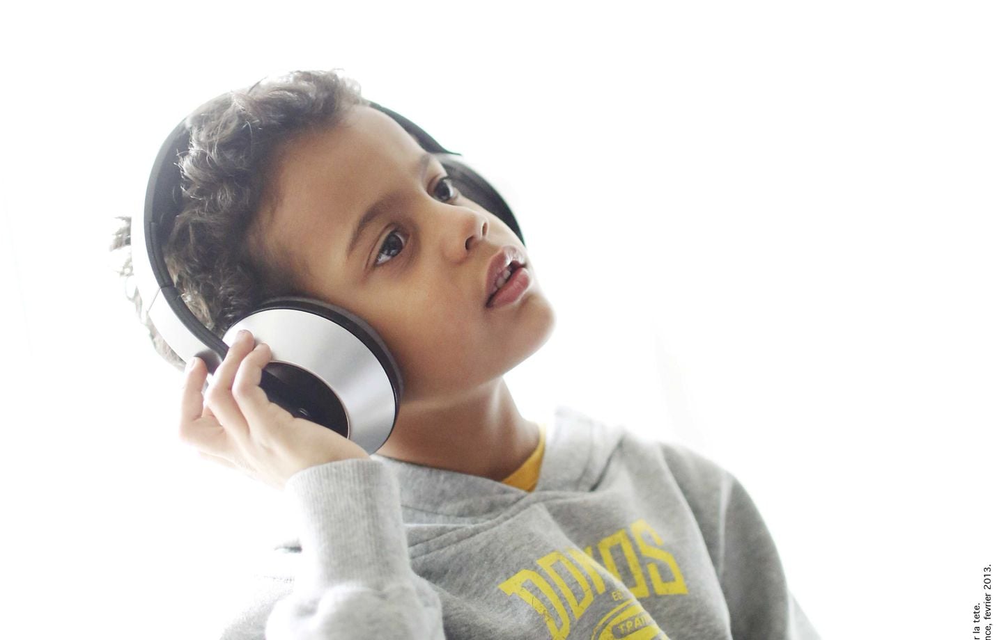 Cinq podcasts d'été pour enfants à écouter en voiture ou train