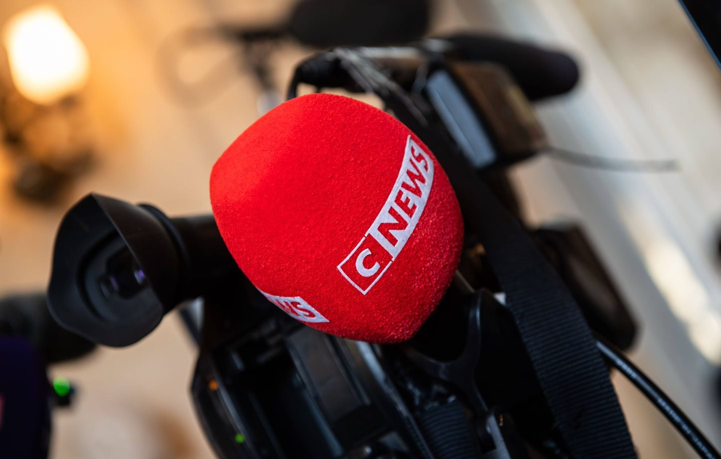 CNews : Amende de 200.000 euros de l'Arcom pour deux séquences de 2025