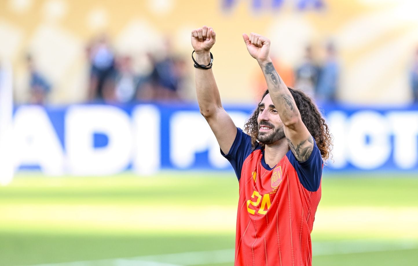 Coupe du monde 2026 : Marc Cucurella se fait tatouer le visage de Luis de la Fuente