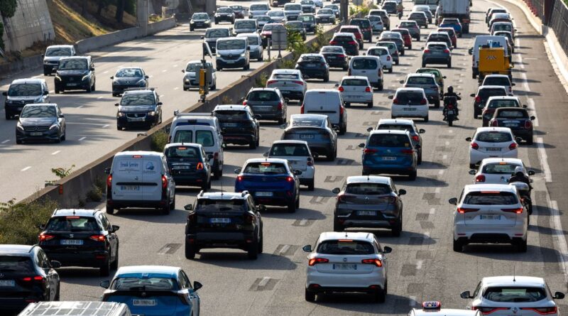 Départs en vacances : Trafic chargé, pas noir, jusqu'à 660 km de bouchons.