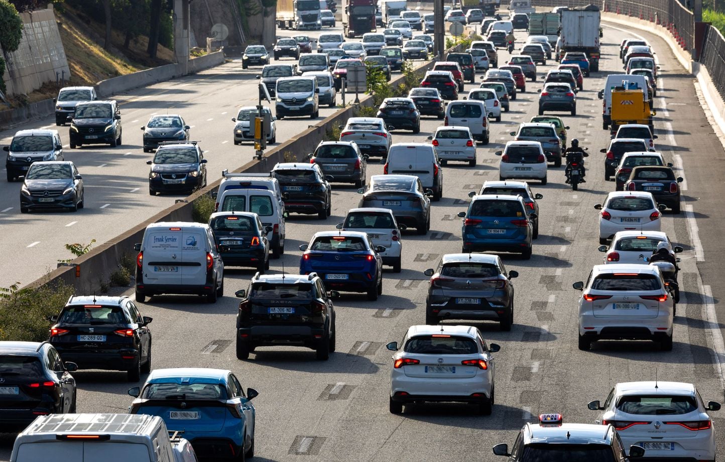 Départs en vacances : Trafic chargé, pas noir, jusqu'à 660 km de bouchons.