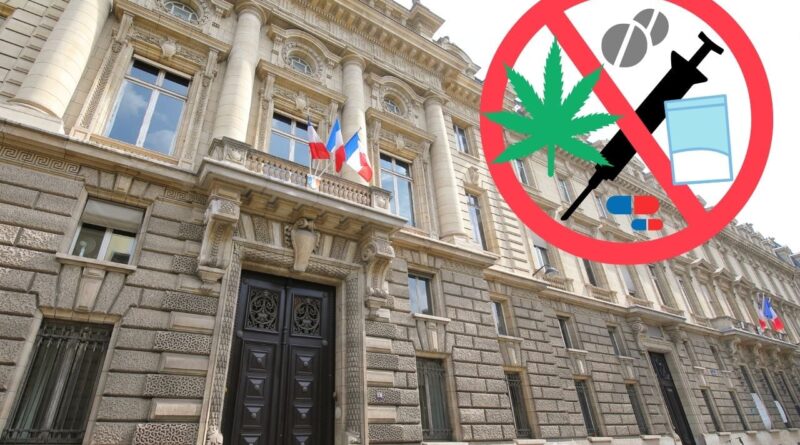 Des hauts fonctionnaires peuvent-ils être licenciés pour consommation de drogues ?