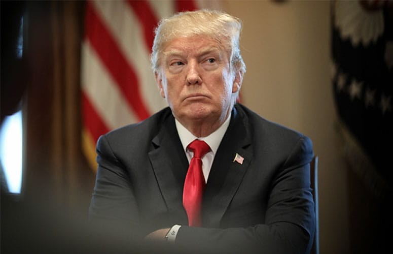 Désescalade militaire entre les États-Unis et l'Iran : Trump privilégie les négociations.
