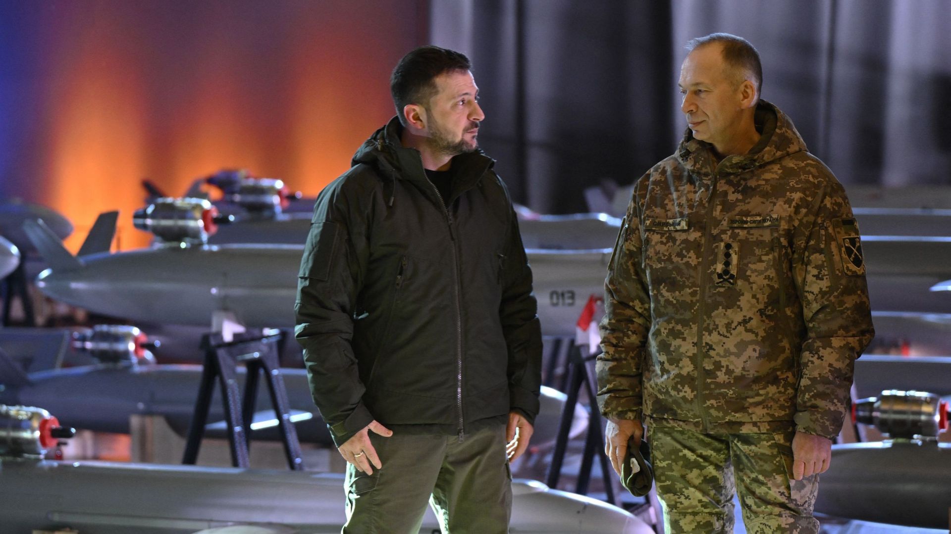 Drones et missiles : l'Ukraine, d'importateur à exportateur d'armes dans la défense