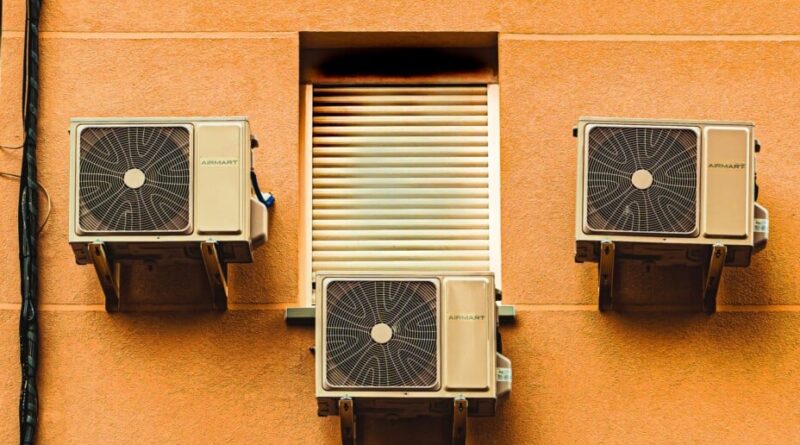 Elles consomment plus que l’Europe : le boom des climatiseurs menace le réseau électrique