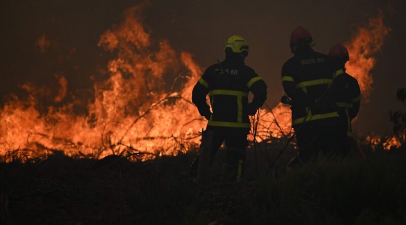 EN DIRECT Incendies : Plus de 200.000 personnes évacuées en Gironde.