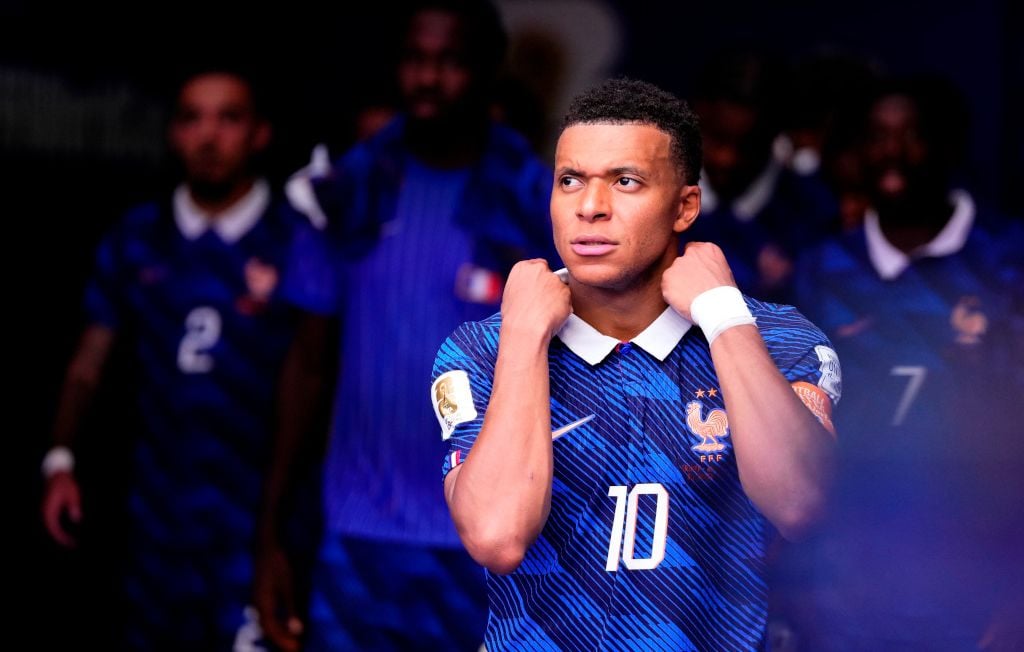 Ester Exposito furieuse contre ceux qui veulent « salir » son « histoire » avec Kylian Mbappé