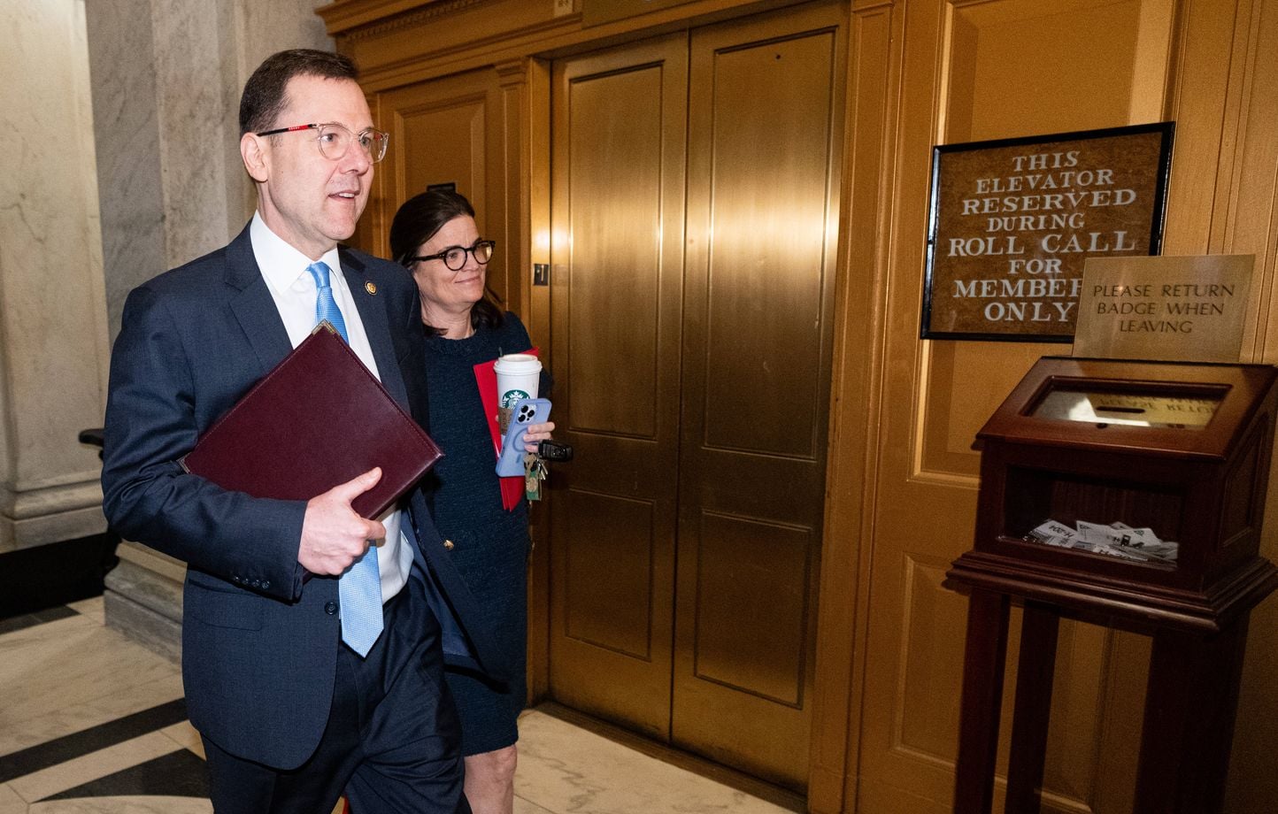 Etats-Unis : Un député républicain reconnaît son hospitalisation pour dépression.