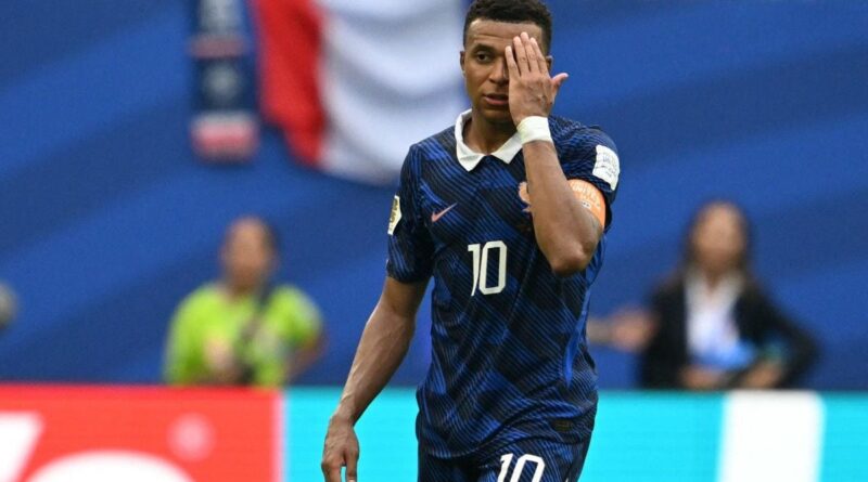 France-Angleterre : Mbappé ne défend plus son équipe face aux critiques.