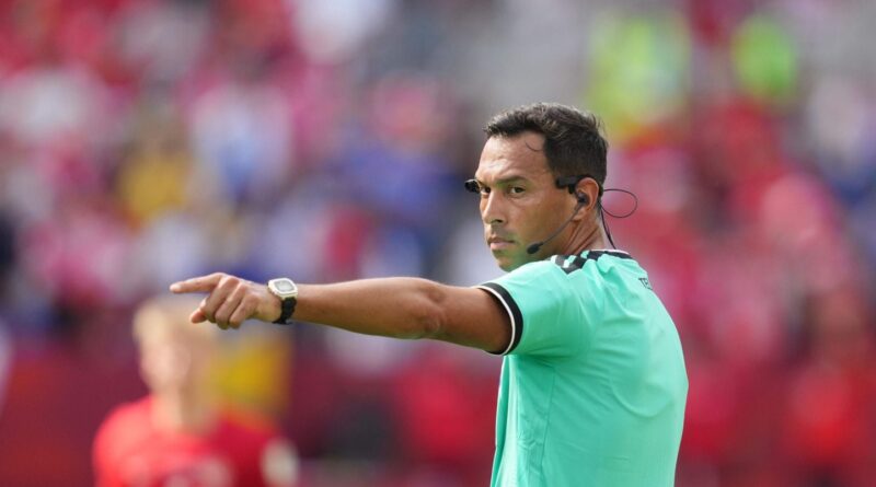 France - Maroc : Facundo Tello, arbitre argentin du quart de finale