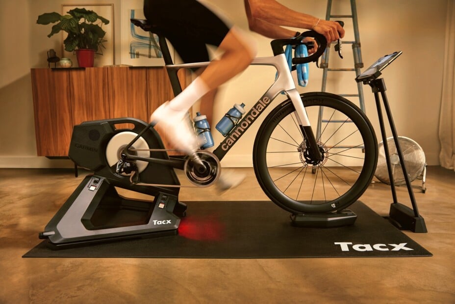 Garmin acquiert TrainingPeaks, un leader de l'entraînement sportif connecté.