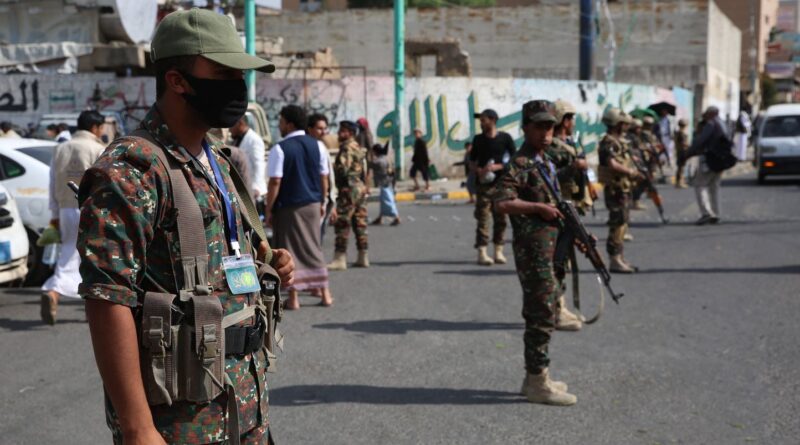 Guerre au Moyen-Orient : Les Houthis étendent le conflit à la mer Rouge