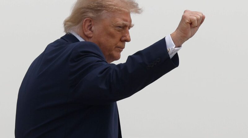 Guerre au Moyen-Orient : Trump menace d'une offensive « massive » contre l'Iran.