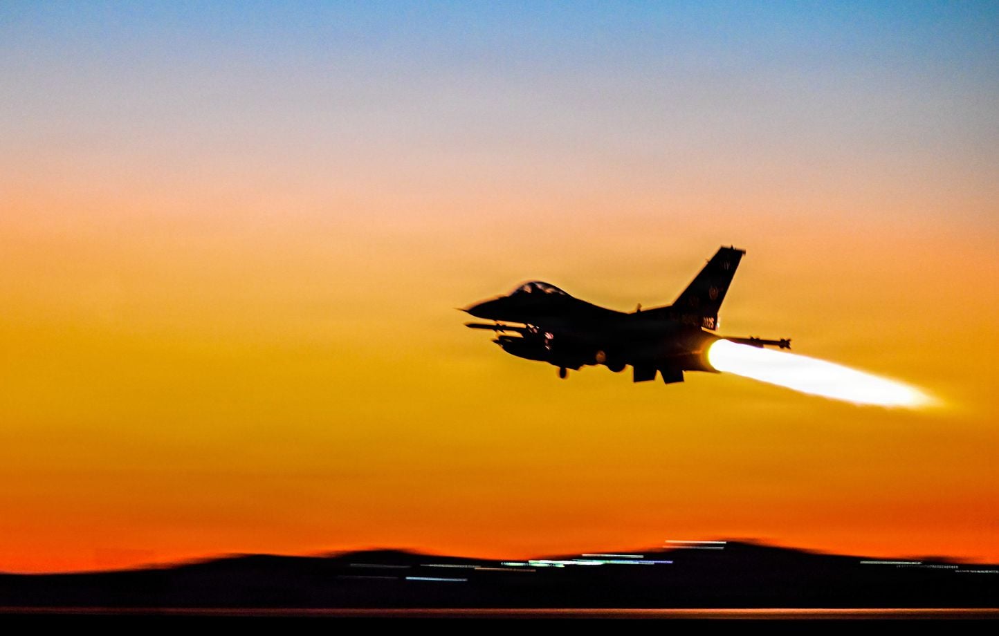 Guerre au Moyen-Orient : Un missile frappe un navire près d’Oman.