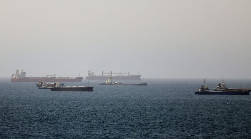 Guerre au Moyen-Orient : Un projectile touche un tanker dans le détroit d'Ormuz